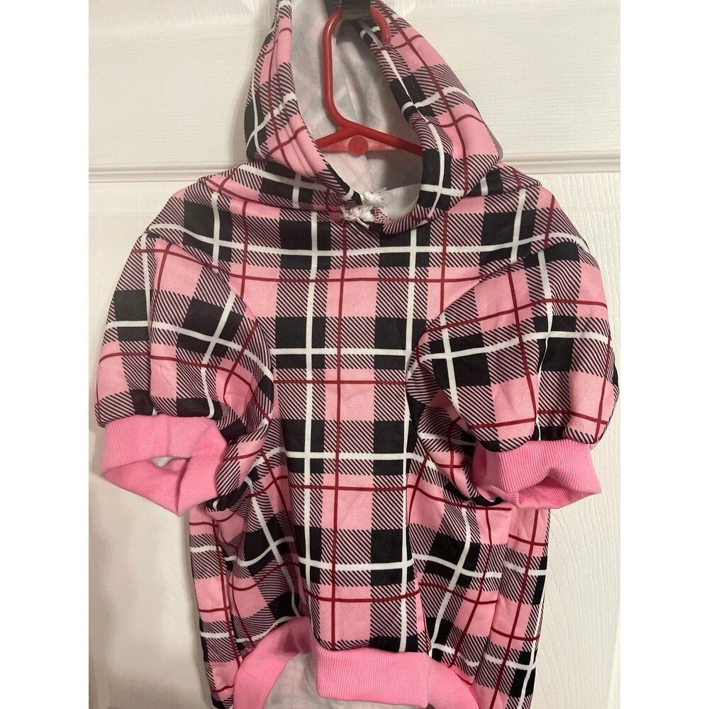 EXPAWLORER Plaid Dog Hoodie with Leash Hole Size XL New With Tag